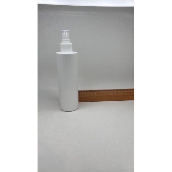 250 ml Beyaz Mat Plastik Şişe (PE) Beyaz Sprey Başlıklı (24 Ağız)