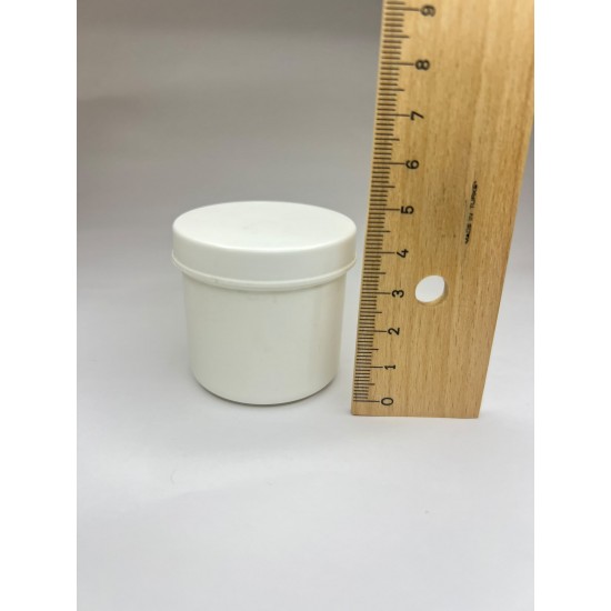 50 ml Beyaz Plastik Pomat Kutusu Vidalı Kapaklı